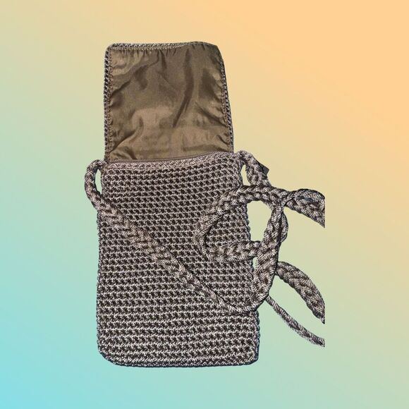 The Sak Crochet Hipster Crossbody Shoulder Bag Tan Champagne W Zipper Pocket - Picture 2 of 6